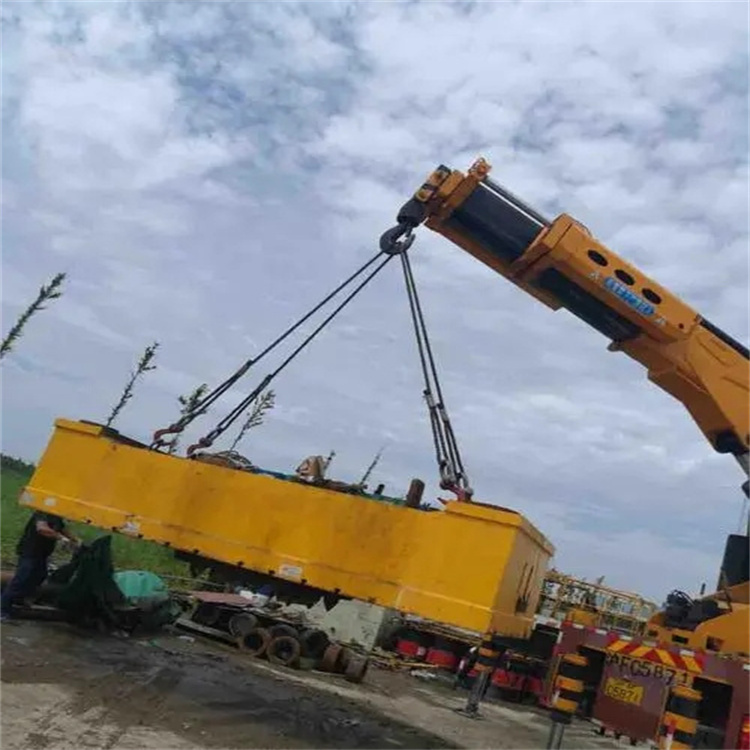 花垣吊车吊集装箱需要多少钱